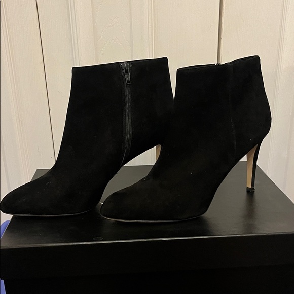 J. Crew Black Suede Ankle Booties Size 9 - Picture 3 of 11